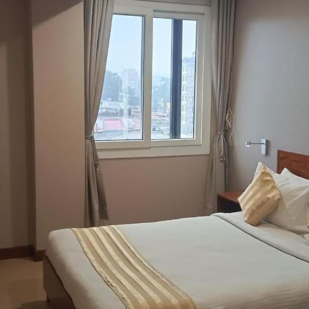 Venus Premier Hotel Arusha Buitenkant foto