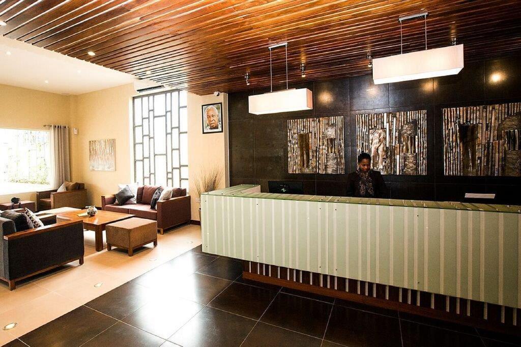Venus Premier Hotel Arusha Buitenkant foto