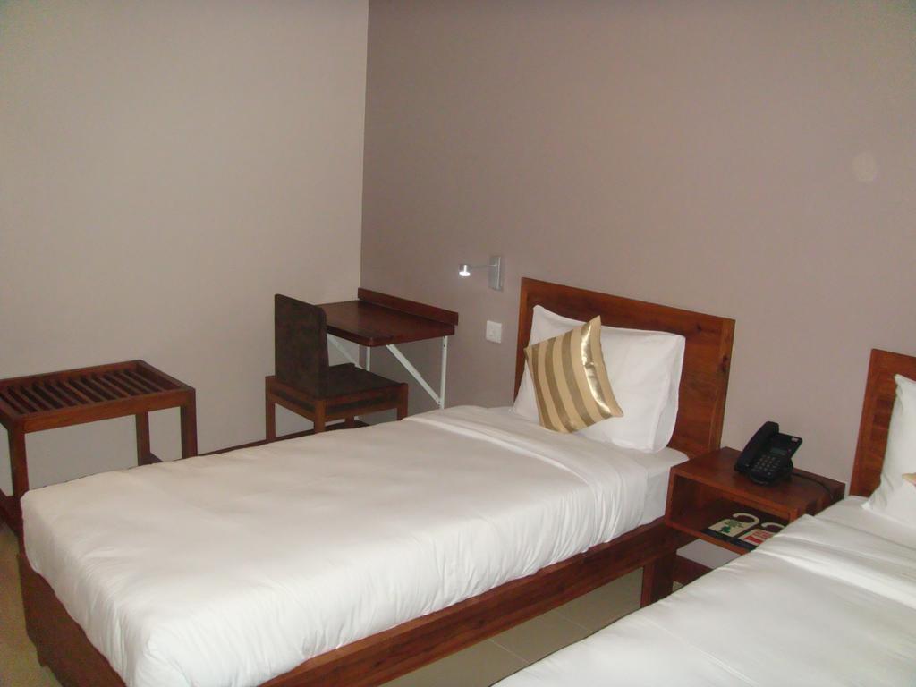 Venus Premier Hotel Arusha Buitenkant foto